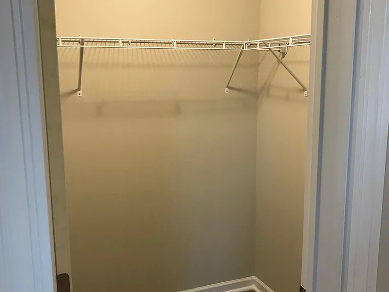 636 N Grove Ave #1 — Photo 7