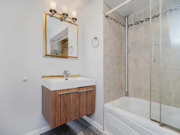 3225 Shore Parkway image 25 of 27