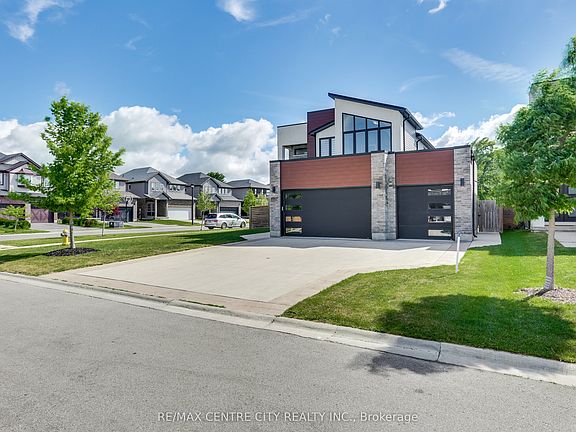 2nd image of 1762 Dewar Pl