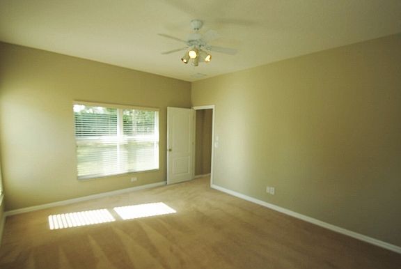 3rd image of 1304 Longville Cir