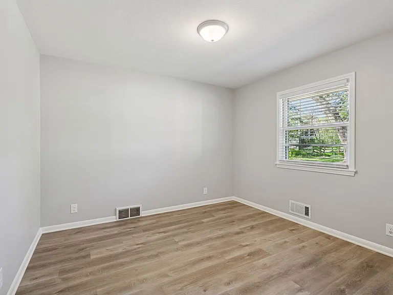 6416 Wilryan Ave — Photo 20