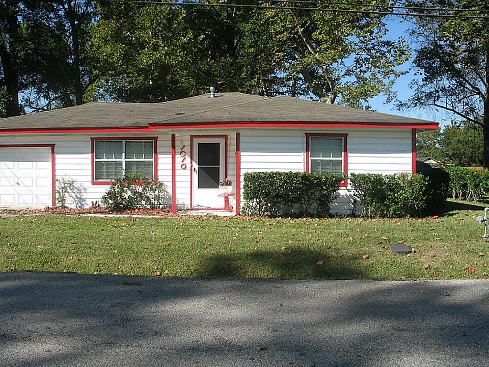 1st image of 1010 Garapan St