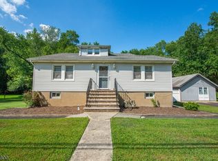 410 Horseneck Rd, Fairfield Twp., NJ 07004