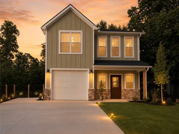 4 McHugh Ln, Bella Vista, AR 72715