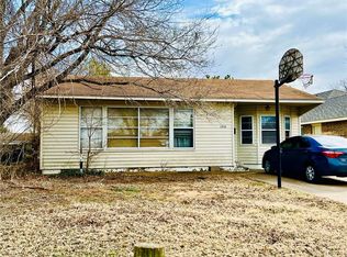 1715 W Louisiana Ave, Chickasha, OK 73018