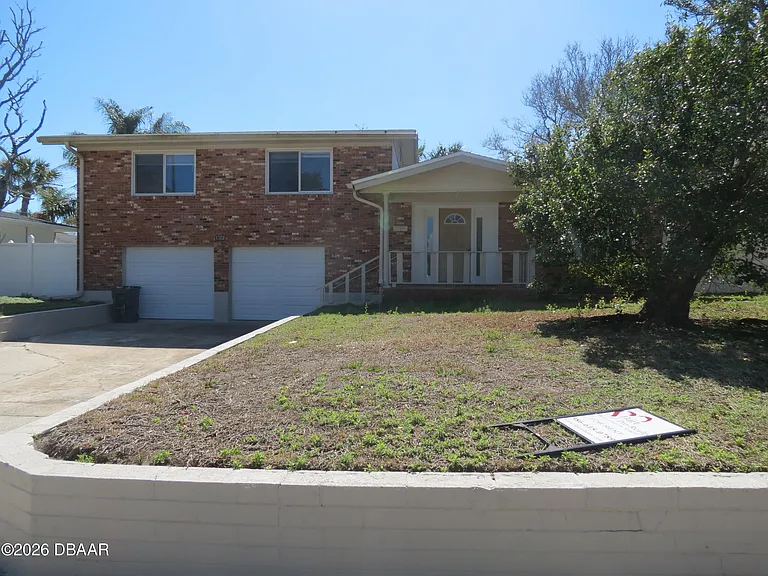 122 Magnolia Dr — Photo 4