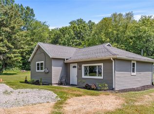 2375 S Keel Ridge Rd, Hermitage, PA 16148