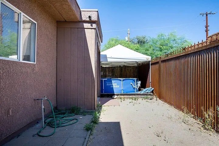 1111 N Camilla Blvd #1 — Photo 23