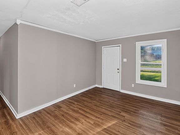 4th image of 4928 Manson Rd