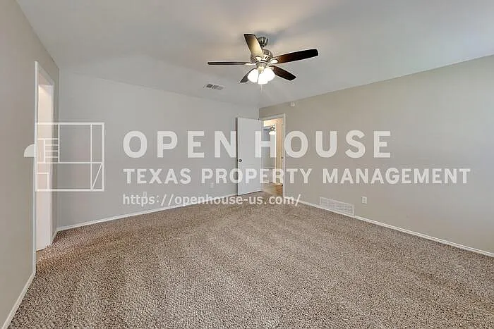 2709 Deep Valley Trl — Photo 8