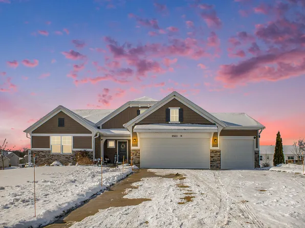 8503 Snowy Plover Rd SE, Caledonia, MI 49316