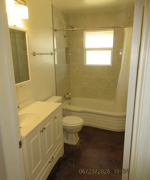 223 W Turney Ave — Photo 10