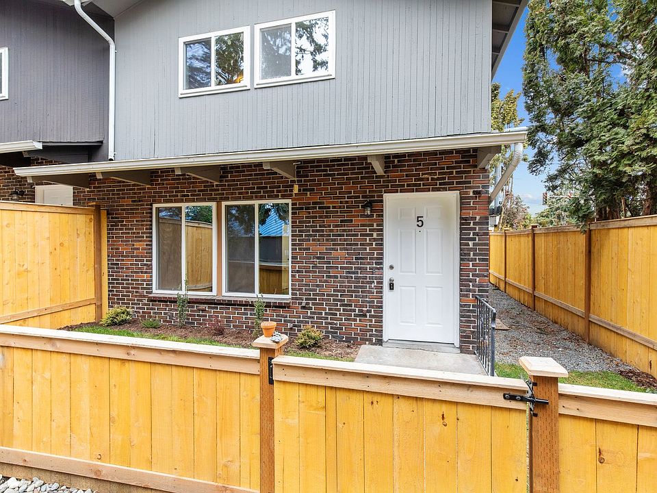 1st image of 18808 36th Ave W APT 5