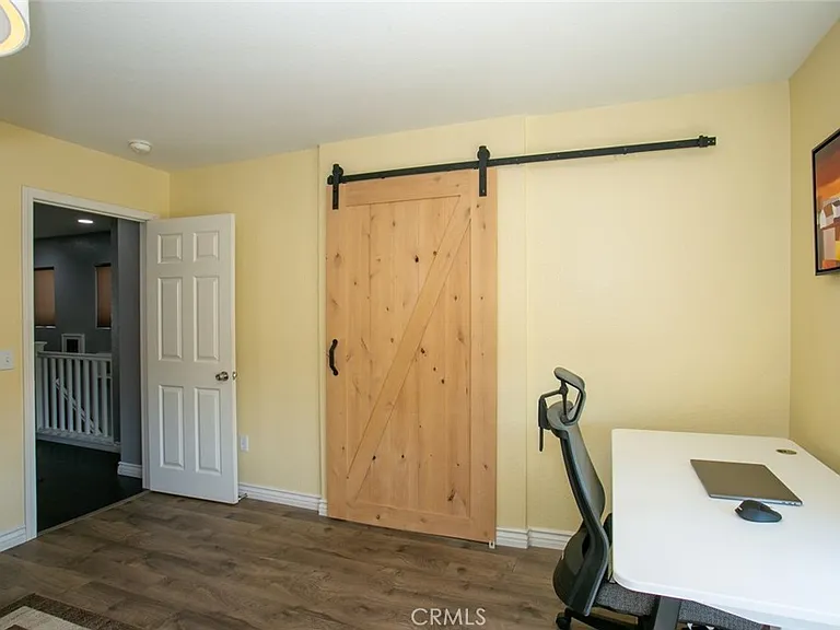 29208 Dakota Dr — Photo 34