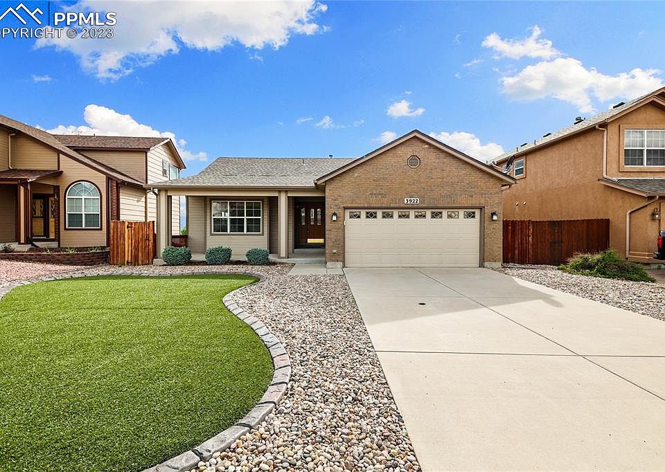1st image of 3922 Roan Dr