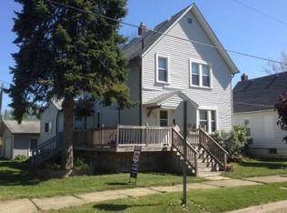 236 Pittsburgh St, Marine City, MI 48039