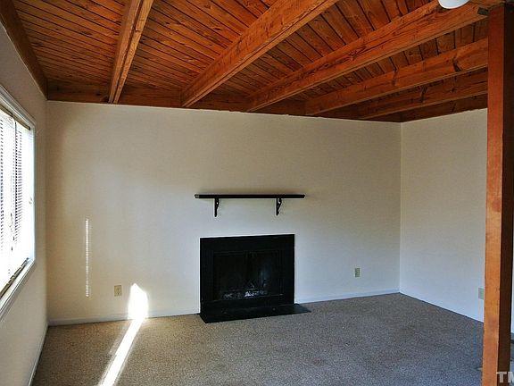 2nd image of 216 Greene St #A