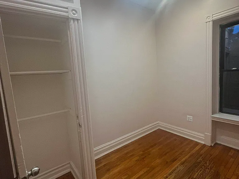 517 Bainbridge St #TOP — Photo 19
