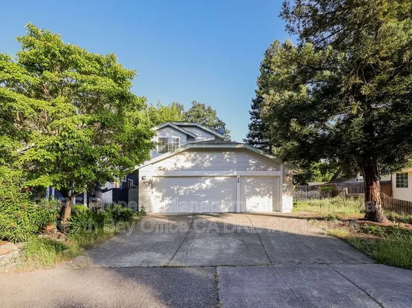 34 Billington Ln, Windsor, CA 95492