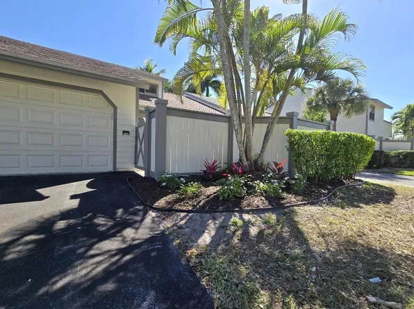 13388 Bedford Mews Court, Wellington, FL 33414