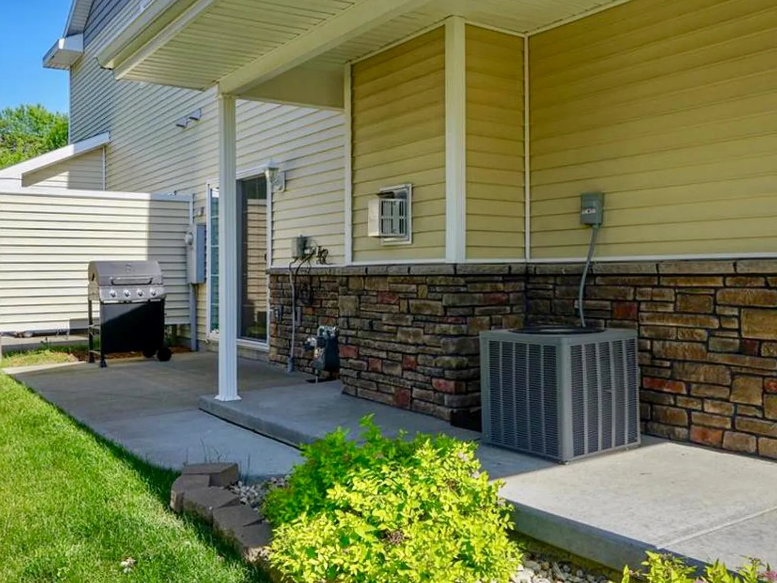 2 bed, 1480 sqft, $1,795 — Photo 3
