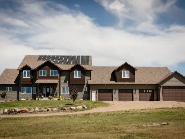 20431 Falcon Ridge Rd, Pierre, SD 57501