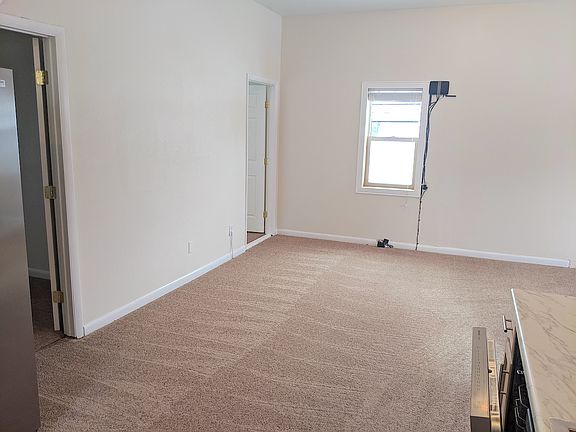 5th image of 111 N Park St #D