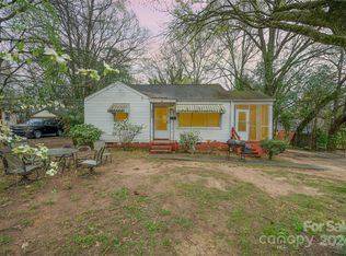 2740 Dogwood Ave, Charlotte, NC 28206