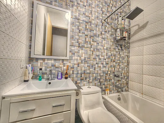 Rented by RELEASE NY | media 6