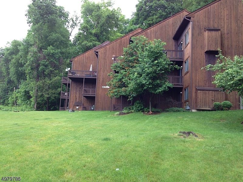 1st image of 7 Augusta Dr Unit 1