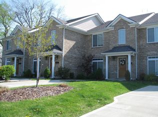 2876 Rio Dosa Dr, Lexington, KY 40509