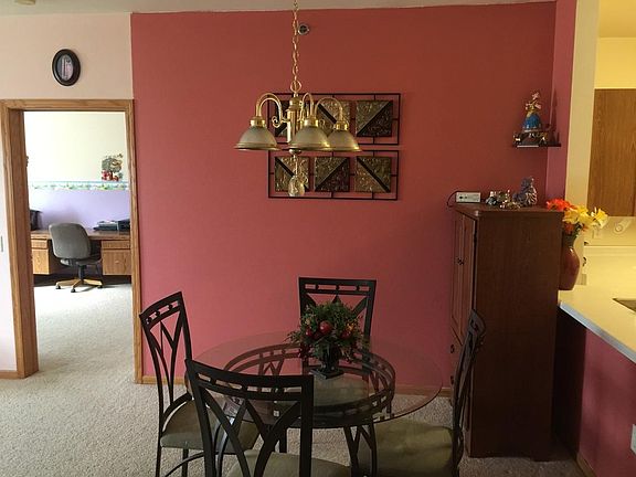 2nd image of 301 Harbour Town Dr APT 324