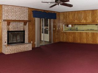 1424 Hiawatha Ln, Burkburnett, TX 76354