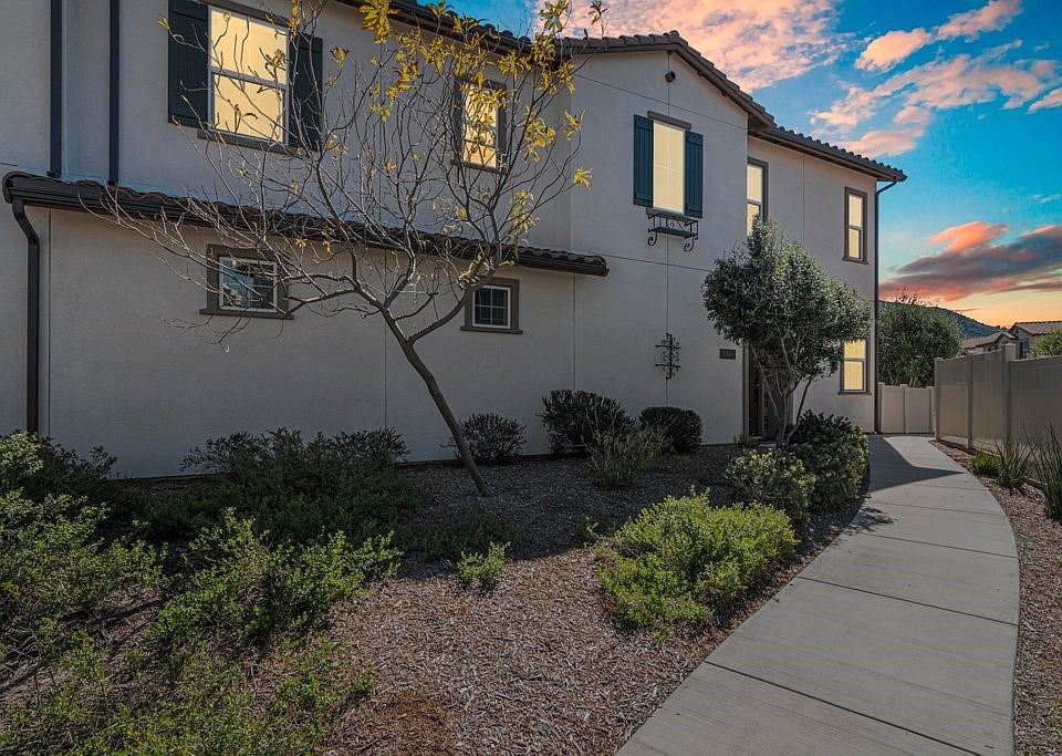 1st image of 31564 Calle Canto