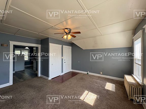 4th image of 2120 Michigan Ave #B