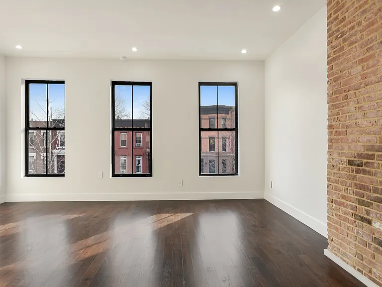861 Lafayette Ave #3 — Photo 1