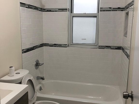 2nd image of 271 Hickory St Floor 2