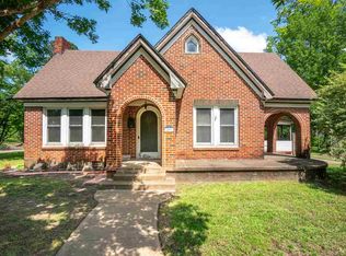821 Mitchell St, Gilmer, TX 75644