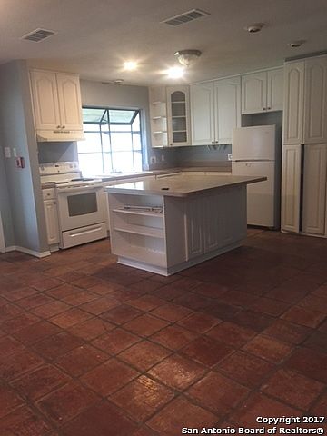 1st image of 10819 Edgefield Dr