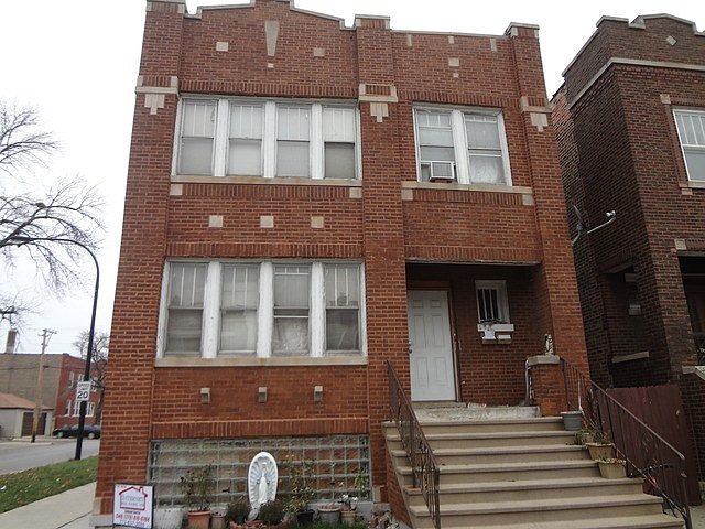 1st image of 1901 S Central Ave
