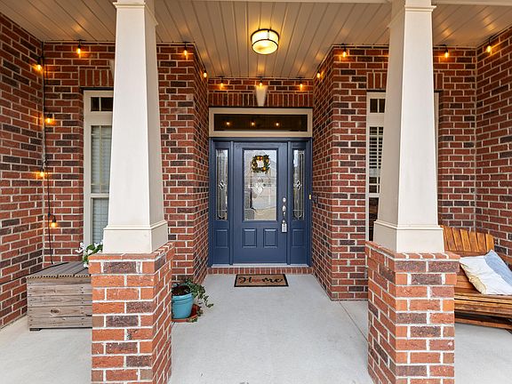 4th image of 304 Woodlief Farm Rd