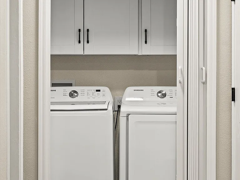 Interior Washer & Dryer