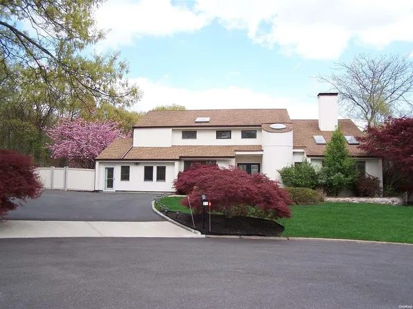 21 Sachem, Farmingville, NY 11738