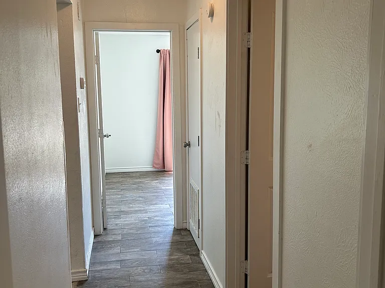 402 Randy Blvd #B — Photo 5