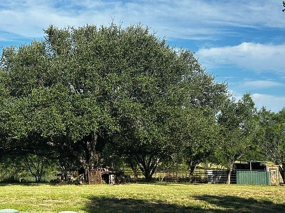 5th image of 575 County Road 442