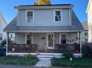 32 Crescent St, Lynn, MA 01902