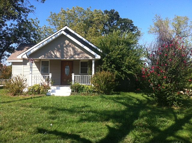 Charming curb appeal