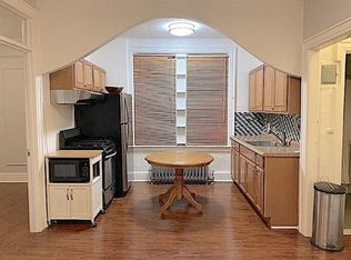 31-29 33rd St #3X, Astoria, NY 11106
