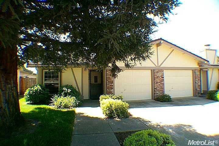 1st image of 2344 Bridlewood Dr