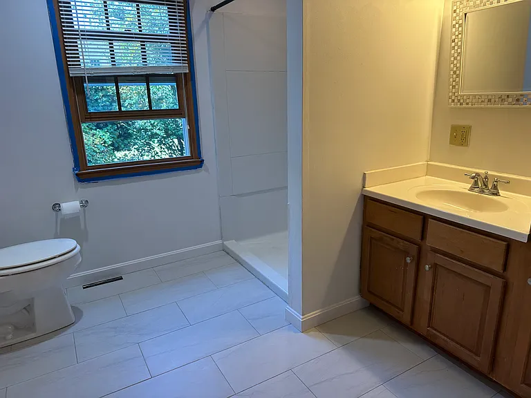 40 Emilissa Ln #A — Photo 9